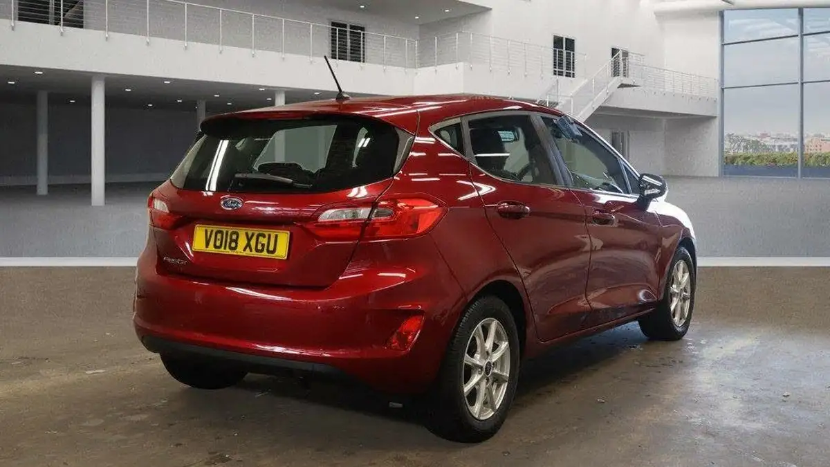 2018-ford-fiesta-10t-zetec-5d-big-3