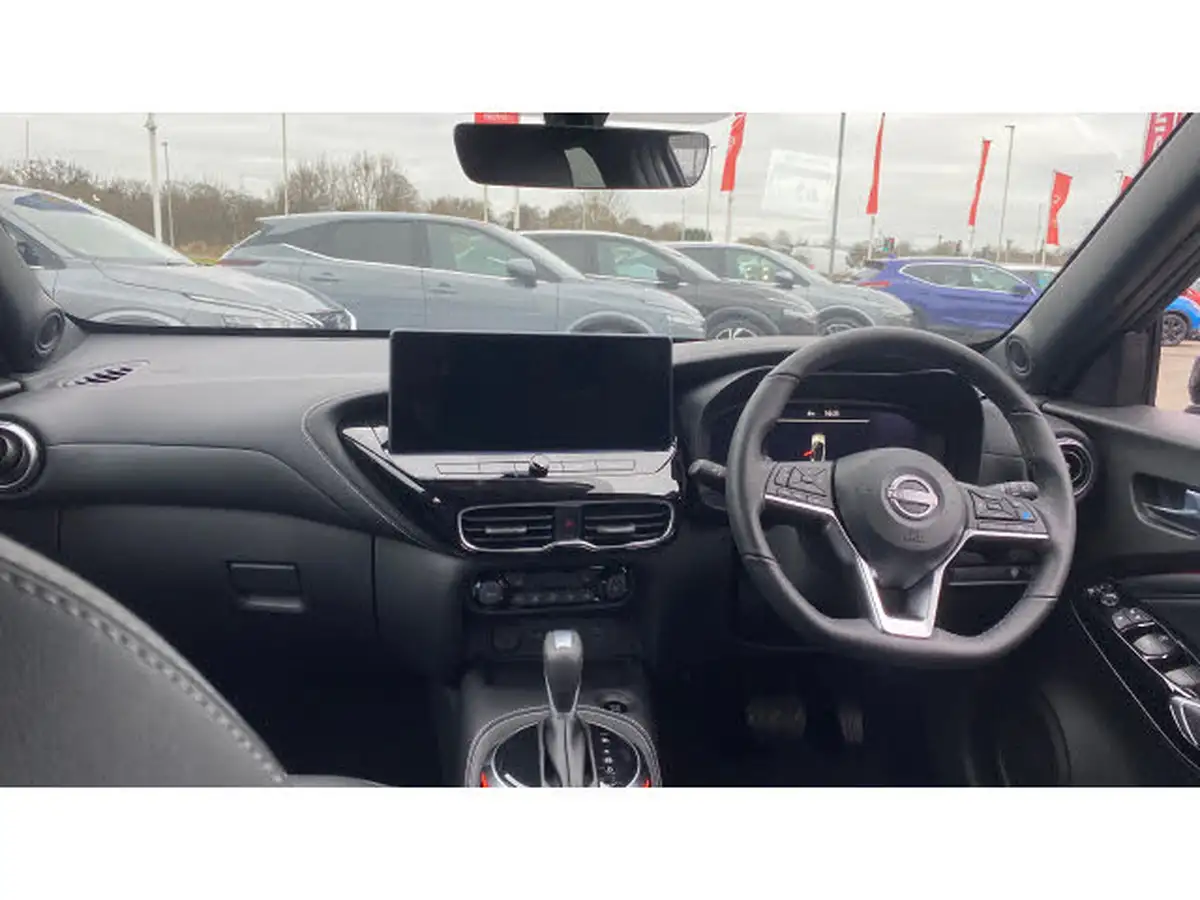 2024-nissan-juke-10-dig-t-tekna-dct-big-9
