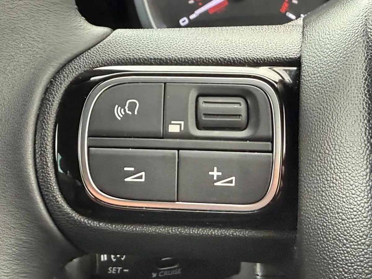 2021-citroen-c3-aircross-12-puretech-shine-plus-110ps-big-14
