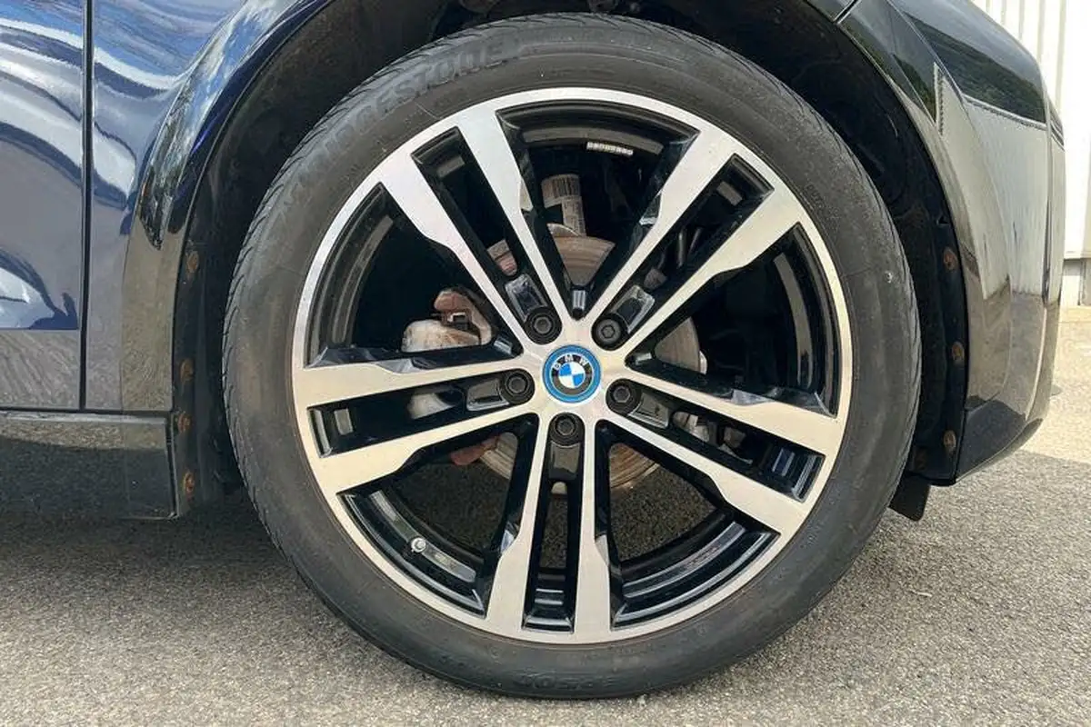 2022-bmw-i3-e-120-ah-s-big-7