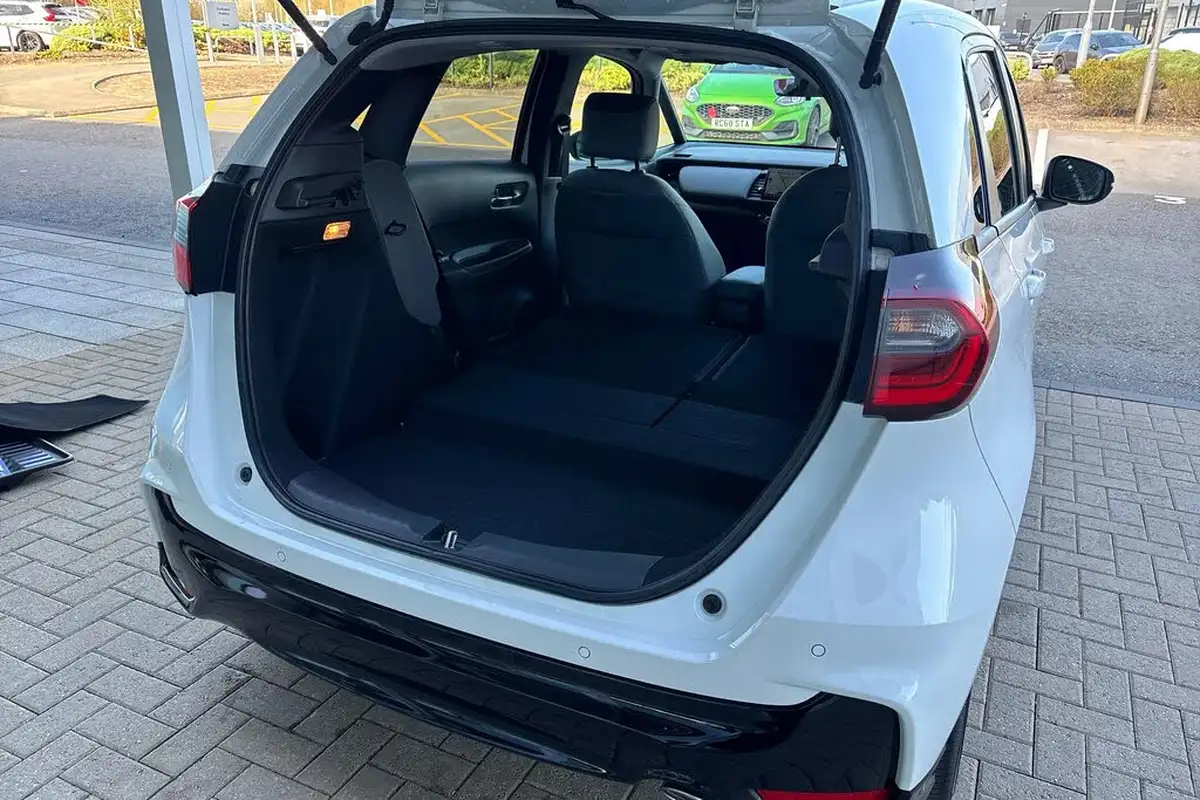2024-honda-jazz-15-i-mmd-advance-sport-big-28