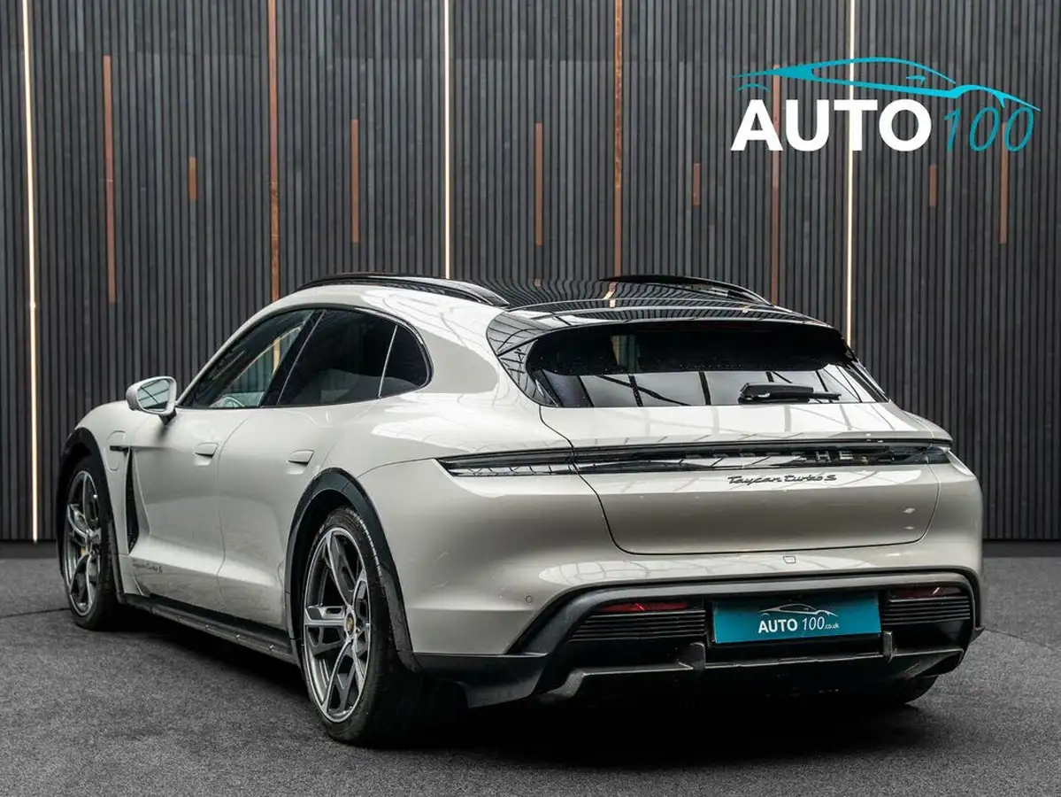 2023-porsche-taycan-e-turbo-s-cross-turismo-big-2