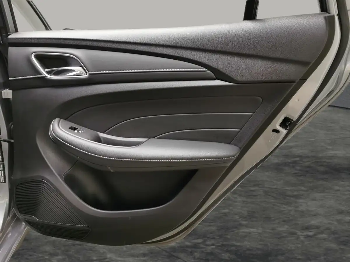 2022-mg-mg5-e-exclusive-ev-long-range-big-30