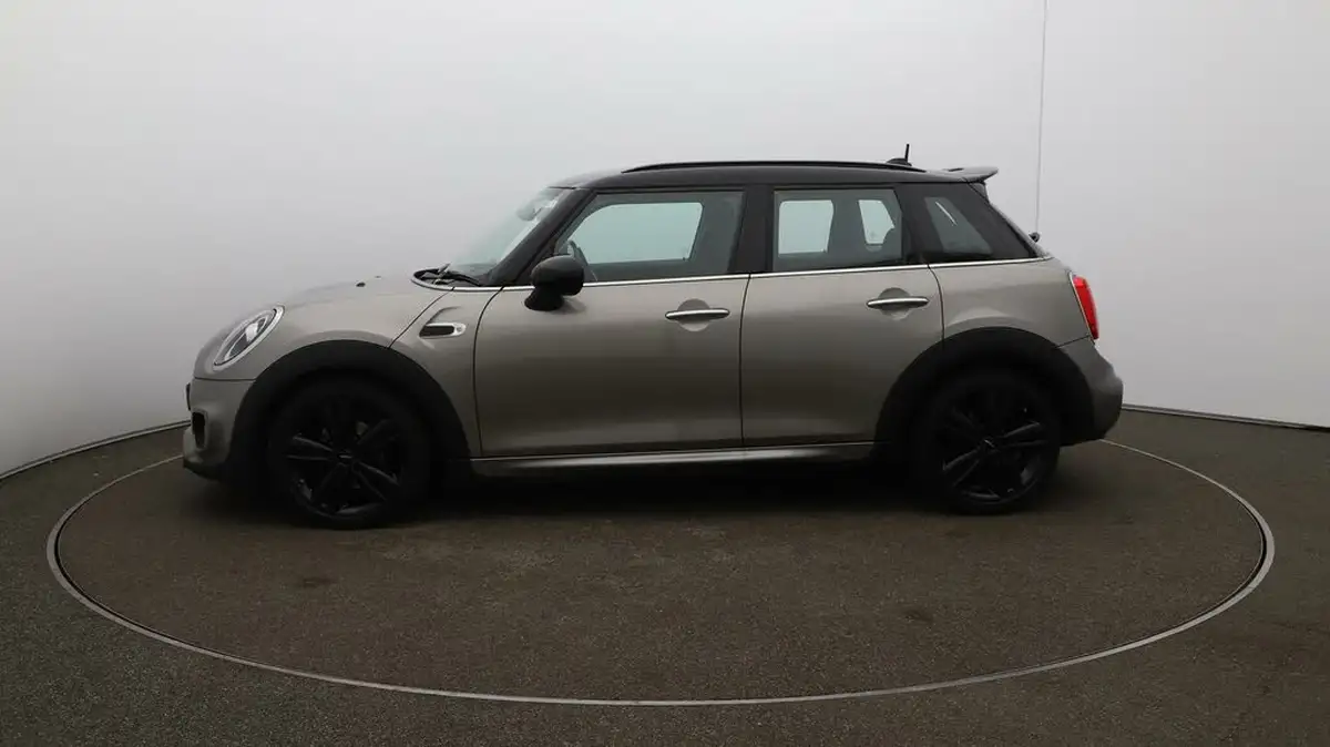 2019-mini-cooper-15-cooper-sport-hatchback-5d-auto-big-4