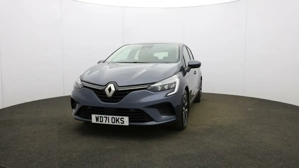 2022-renault-clio-16-iconic-big-30