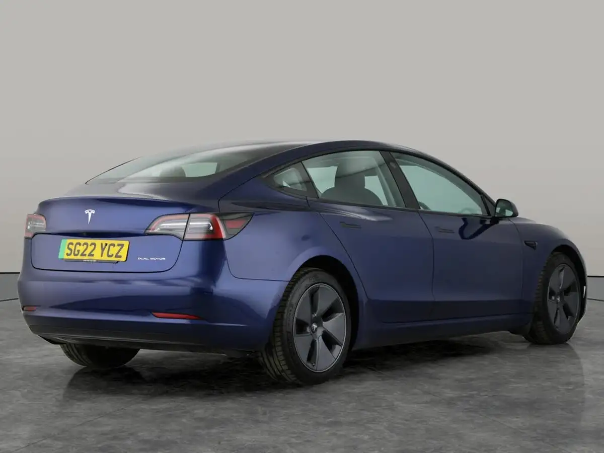 2022-tesla-model-3-e-long-range-big-6