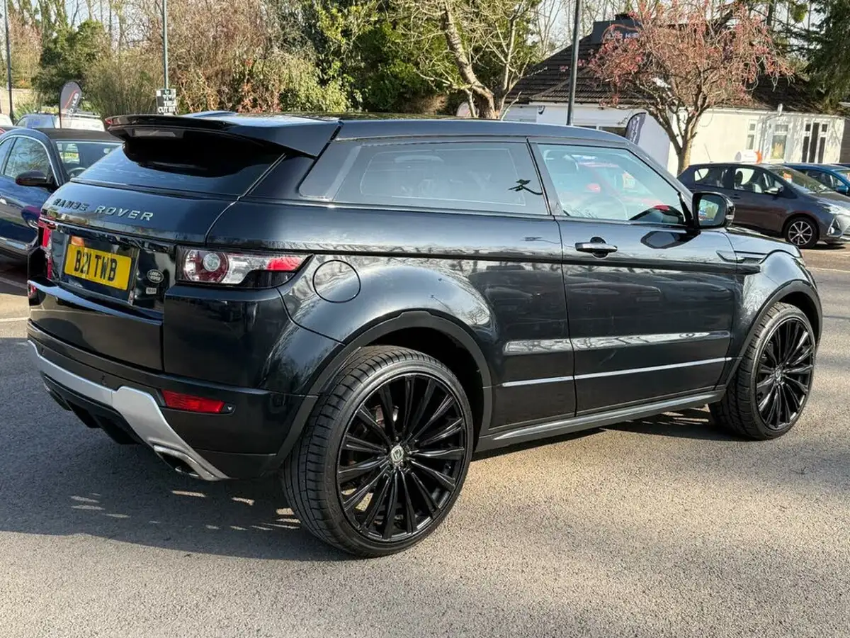 2011-land-rover-range-rover-evoque-20-dynamic-lux-coupe-3d-big-31