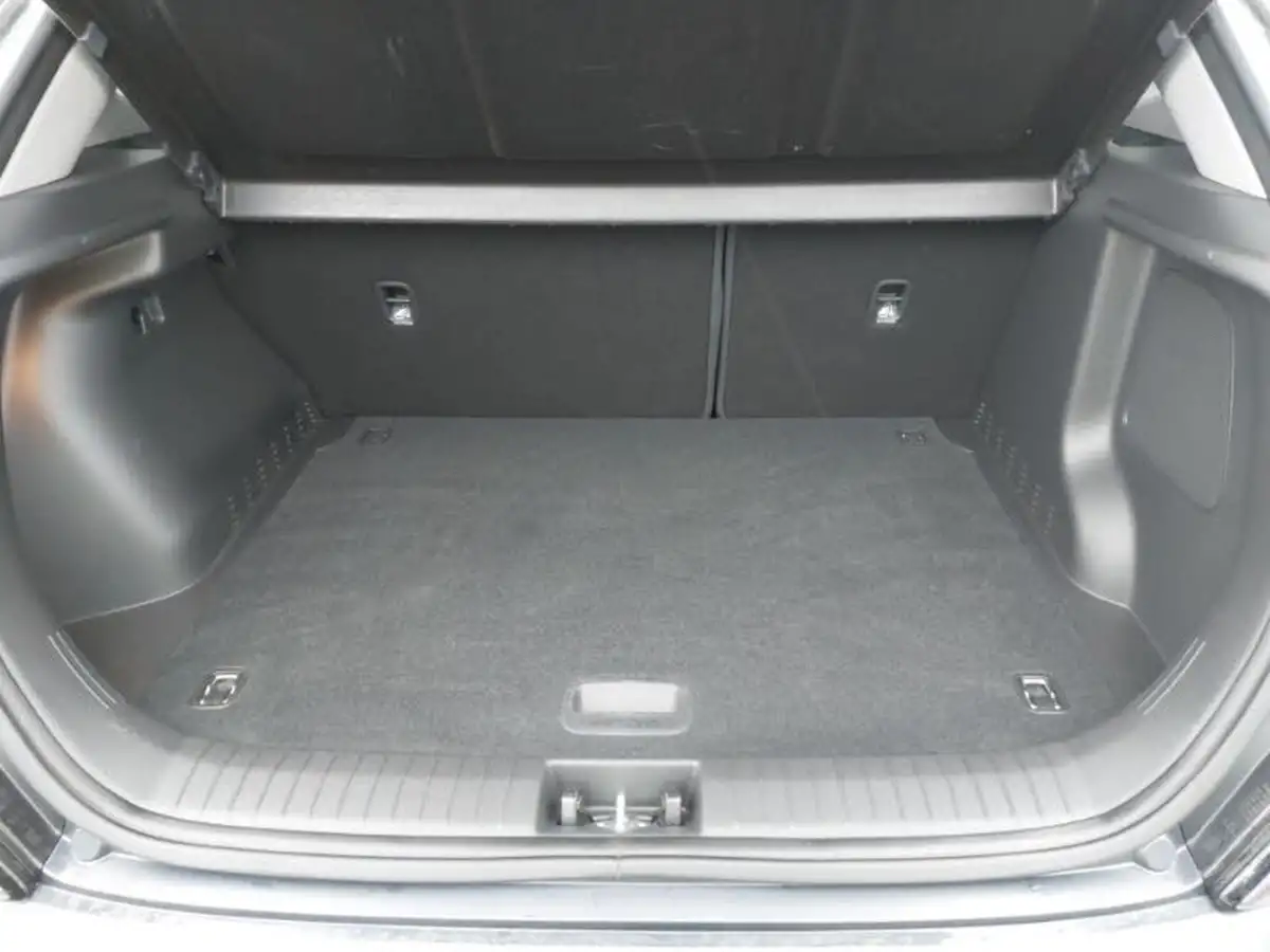 2023-hyundai-kona-16-gdi-ultimate-big-7