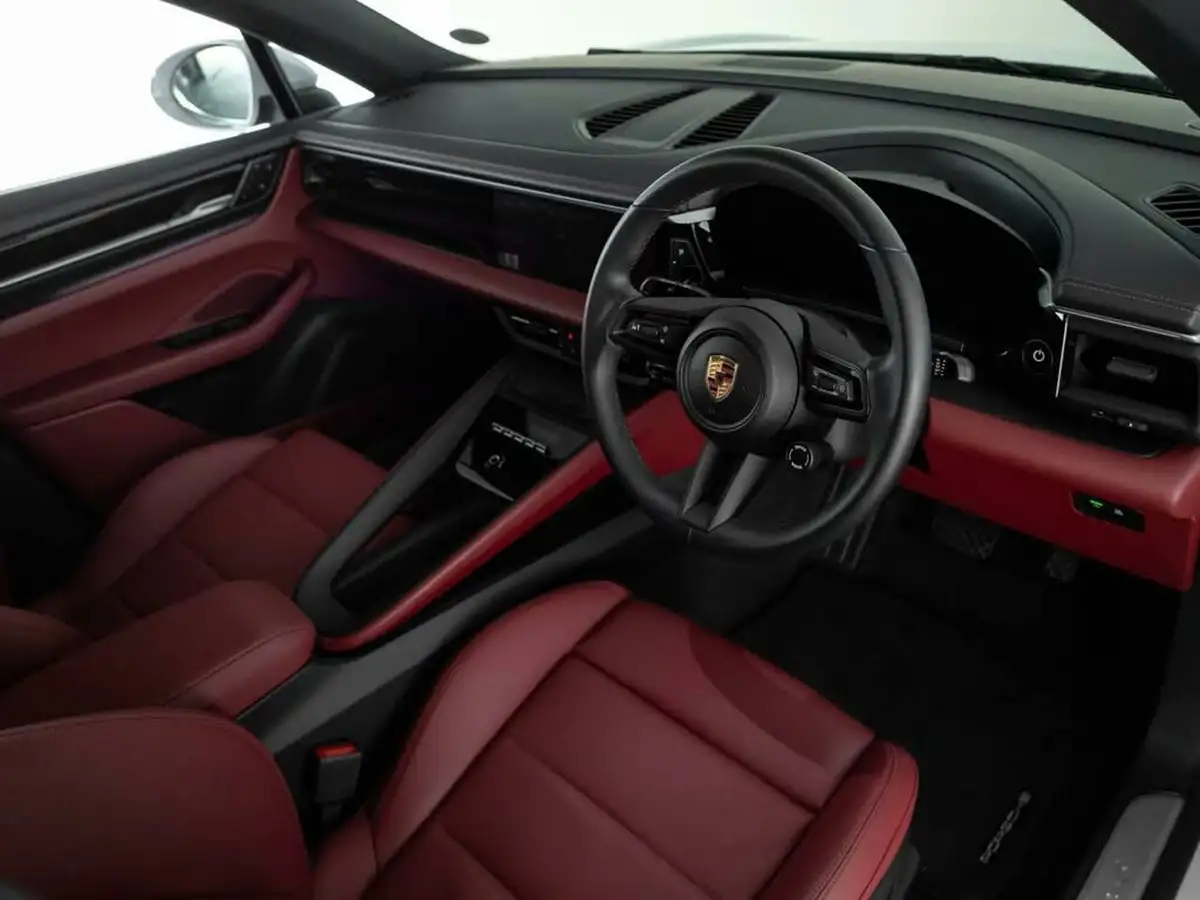 2024-porsche-macan-e-4-electric-big-6