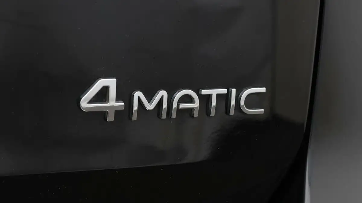2023-mercedes-benz-eqb-e-350-amg-line-premium-big-27