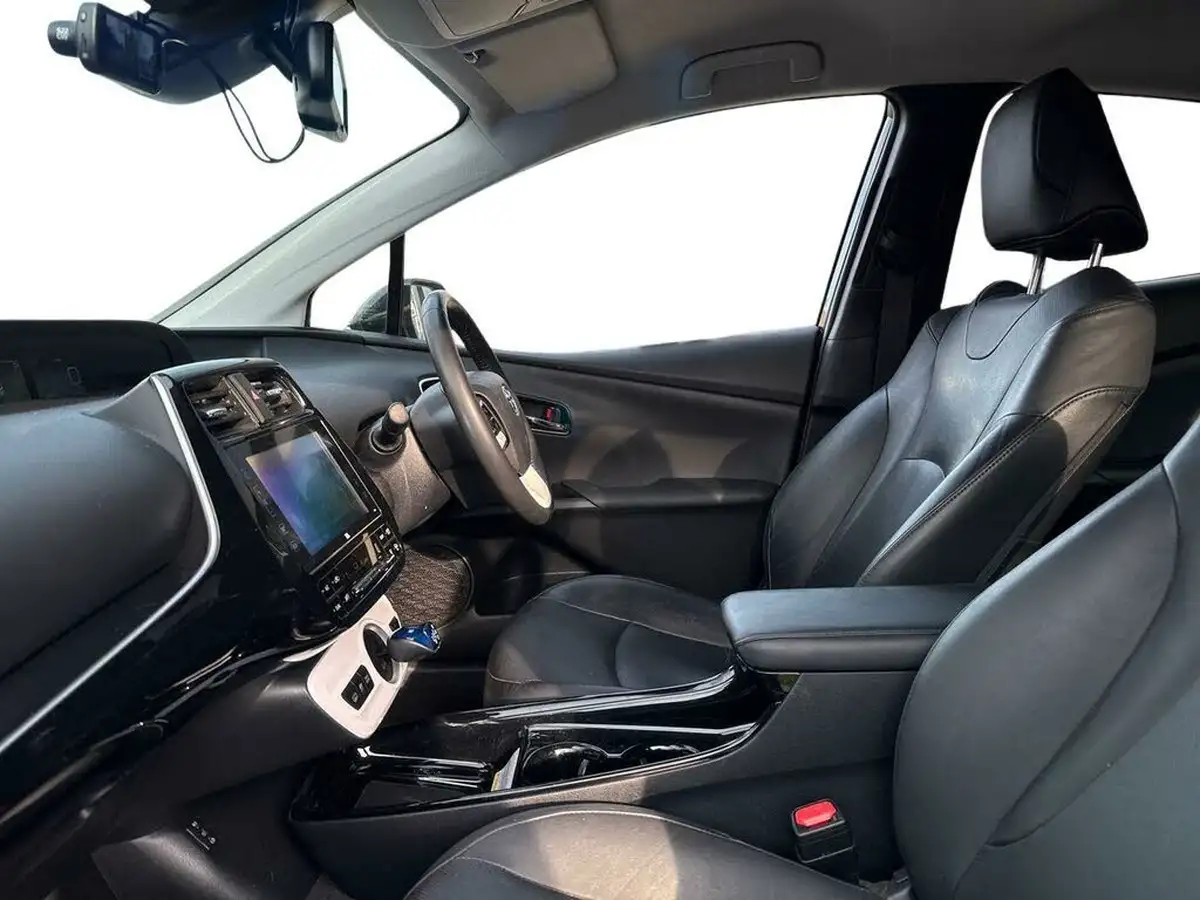 2017-toyota-prius-18-vvt-i-excel-plug-in-big-17