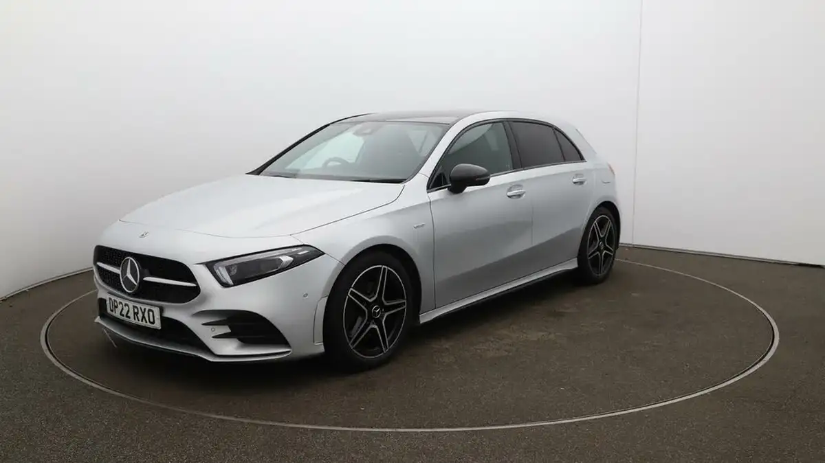 2022-mercedes-benz-a-class-13-a200-amg-line-premium-plus-edition-hatchback-5d-7g-dct-big-64