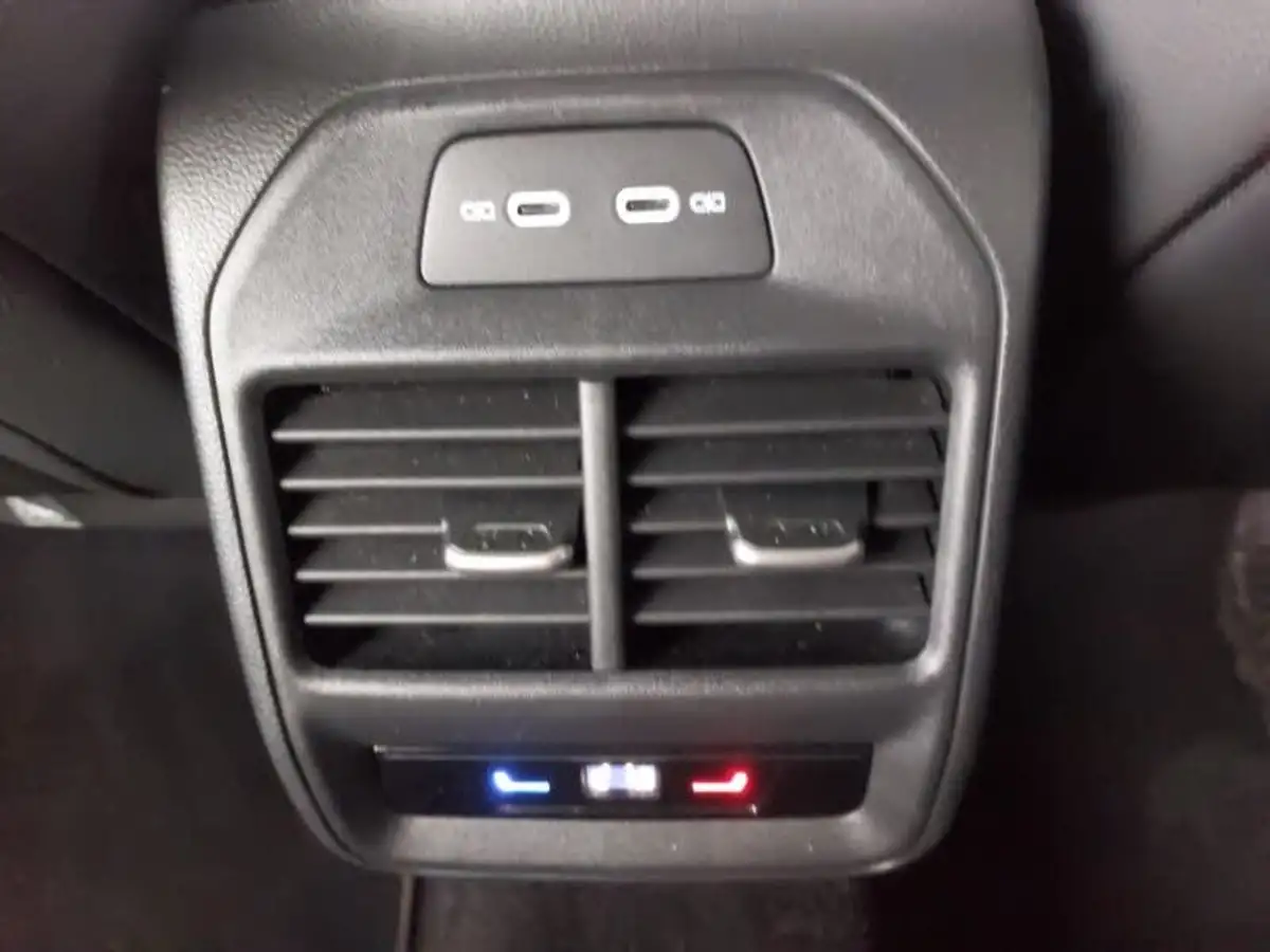 2024-skoda-superb-20tdi-se-l-150ps-scr-estate-dsg-big-9