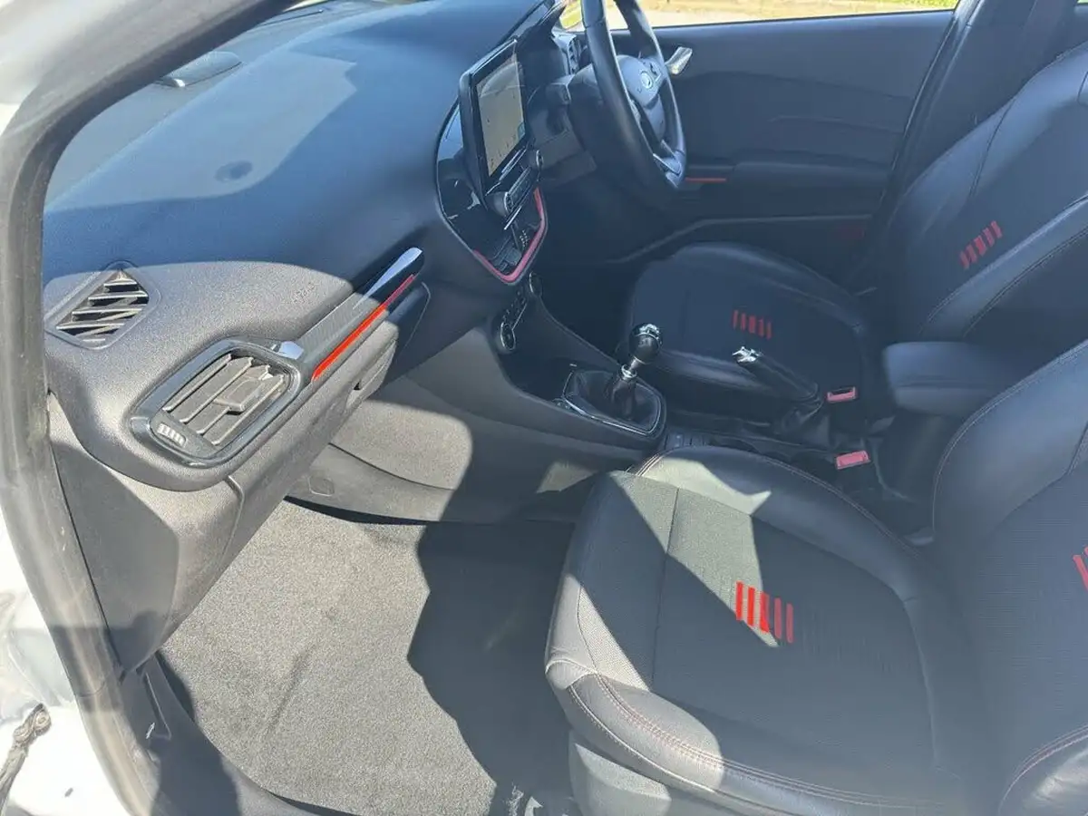 2019-ford-fiesta-10t-st-line-x-125ps-5d-big-26