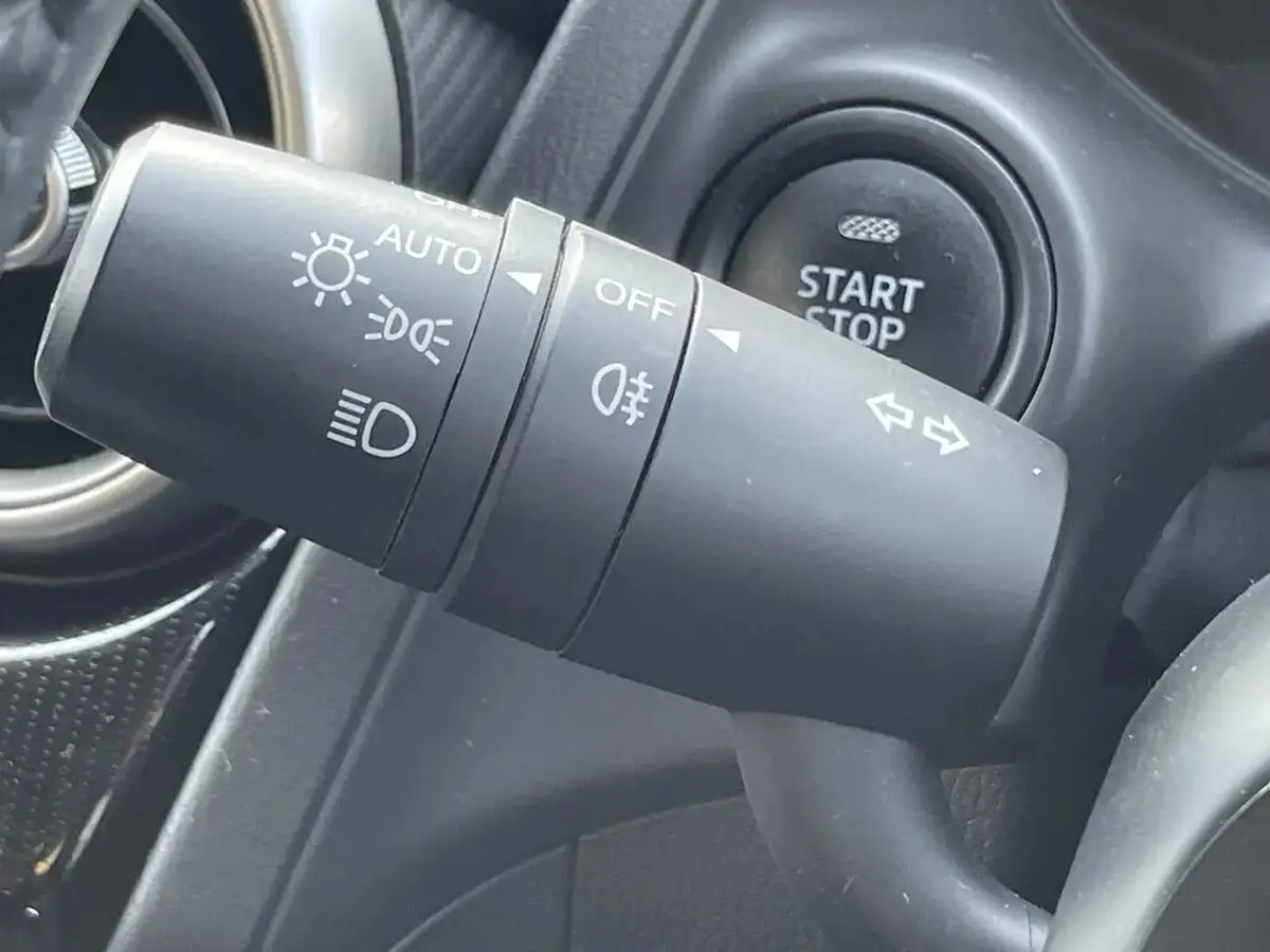 2021-mazda-mazda2-15-skyactiv-g-se-l-mhev-hybrid-big-14