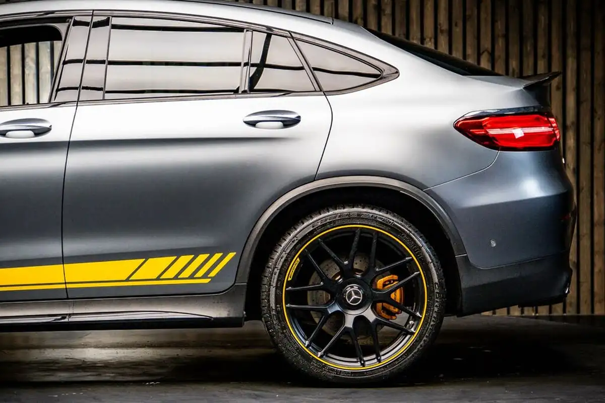 2018-mercedes-benz-glc-class-40-glc-amg-63-s-edition-1-510ps-coupe-4d-big-18