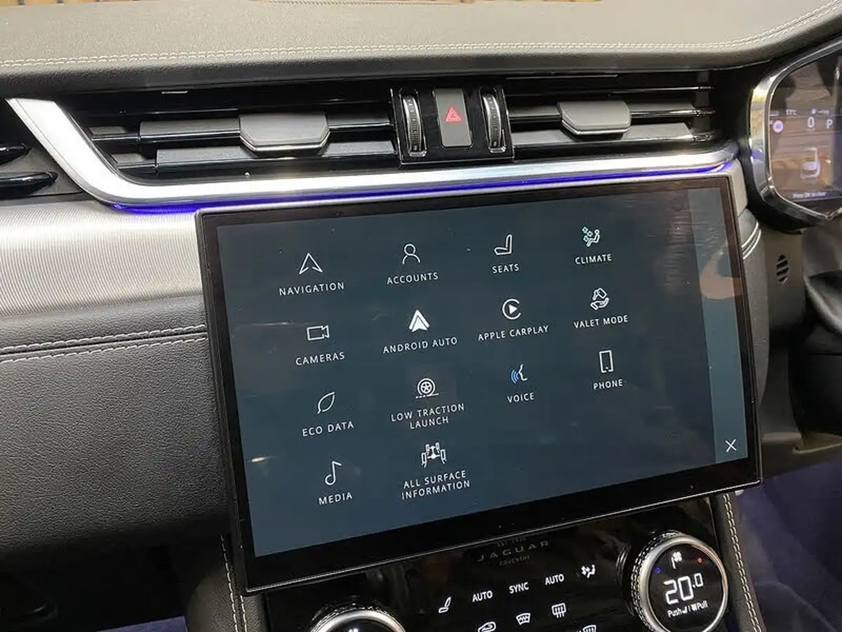 2023-jaguar-f-pace-20-d200-r-dynamic-s-big-36