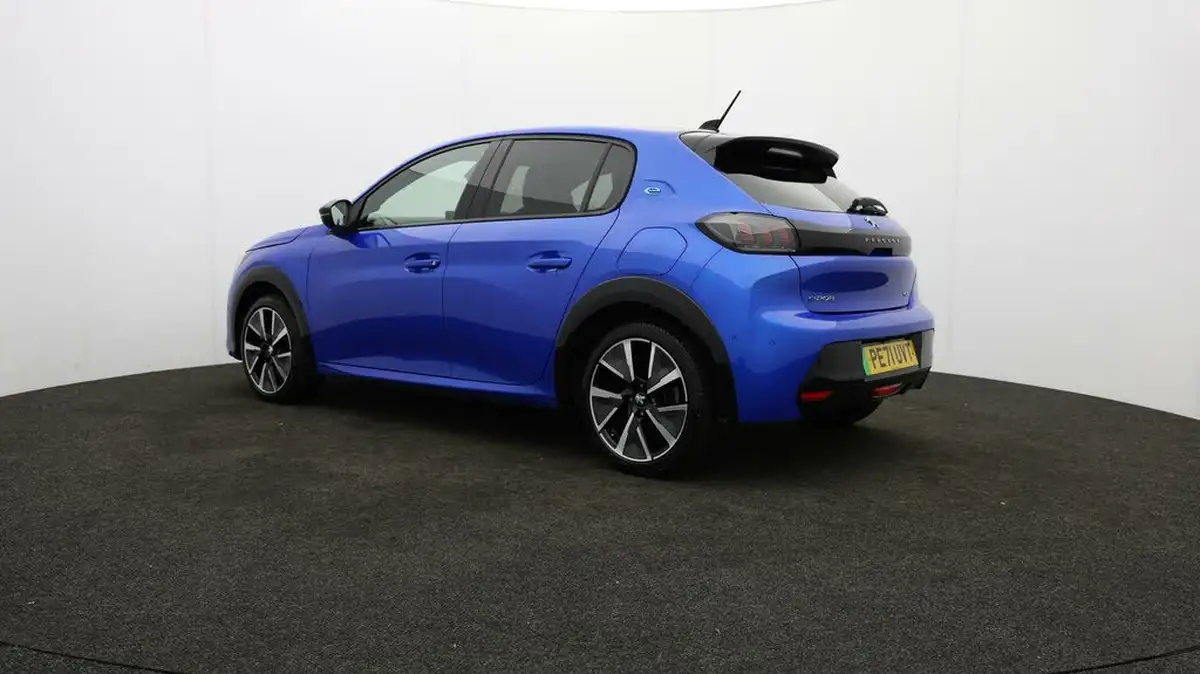 2021-peugeot-208-e-gt-50kwh-big-67