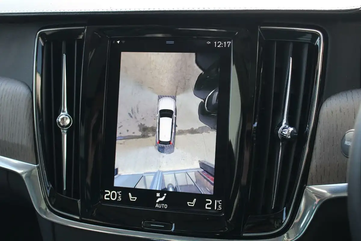 2021-volvo-v90-20-t6-inscription-340bhp-big-15