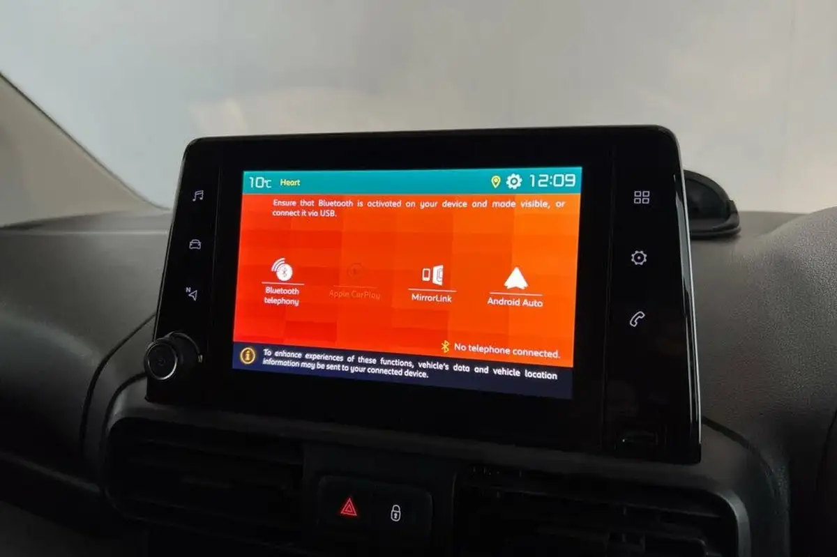 2020-citroen-berlingo-12-puretech-1000-enterprise-big-15