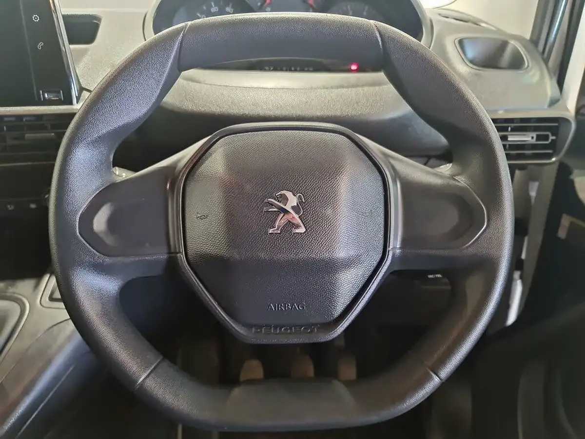 2019-peugeot-partner-15-bluehdi-650-professional-75ps-eu6dt-refrigerated-big-17