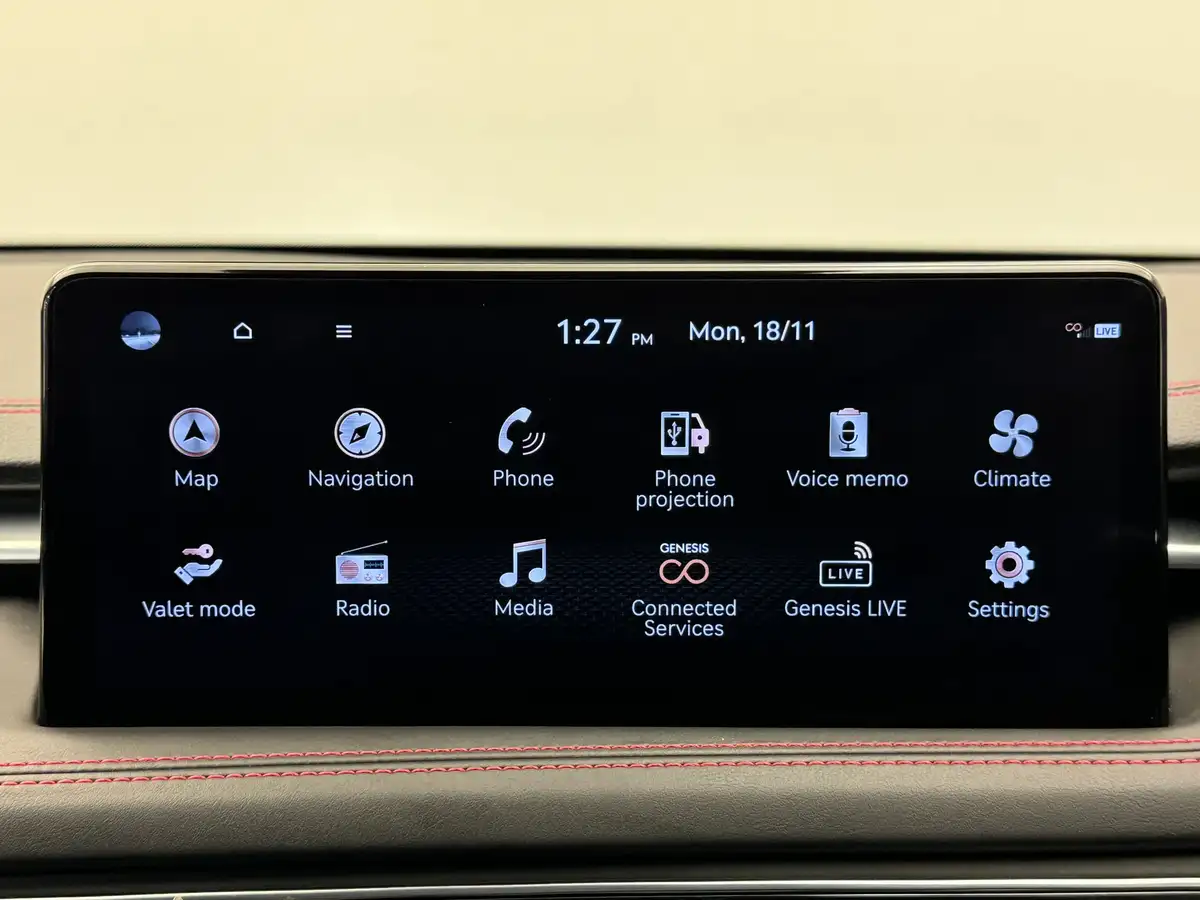 2022-genesis-g70-20-t-sport-line-shooting-brake-5d-big-24
