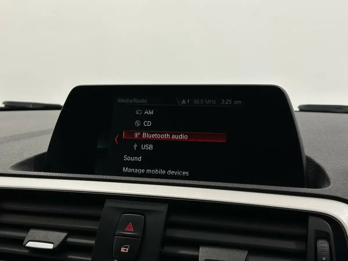 2017-bmw-1-series-15td-116d-se-business-5d-big-22