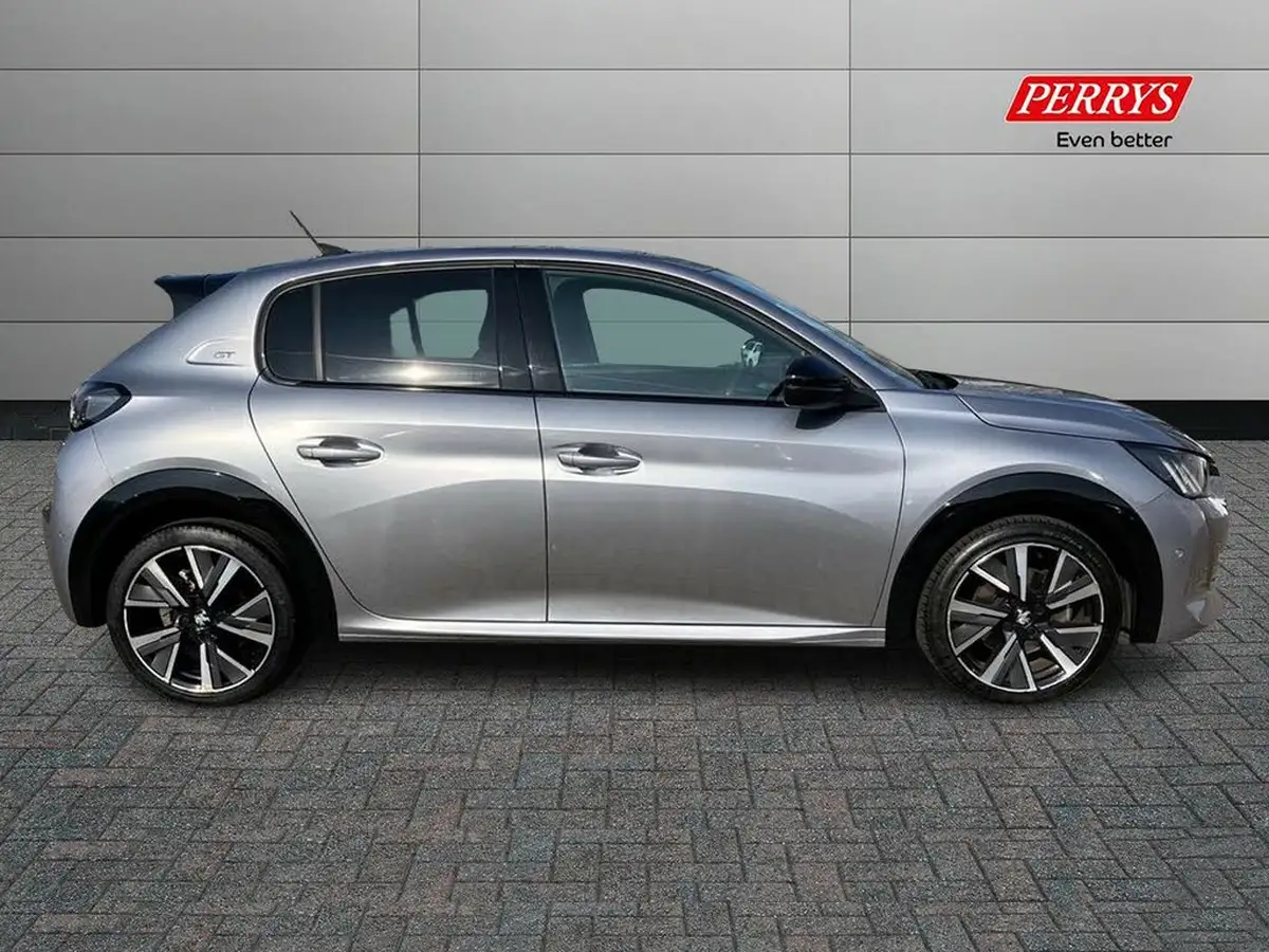 2022-peugeot-208-12-puretech-gt-100bhp-eat8-big-2
