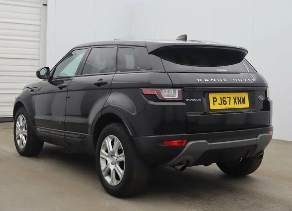 2017-land-rover-range-rover-evoque-20ed4-se-tech-hatchback-5d-big-3