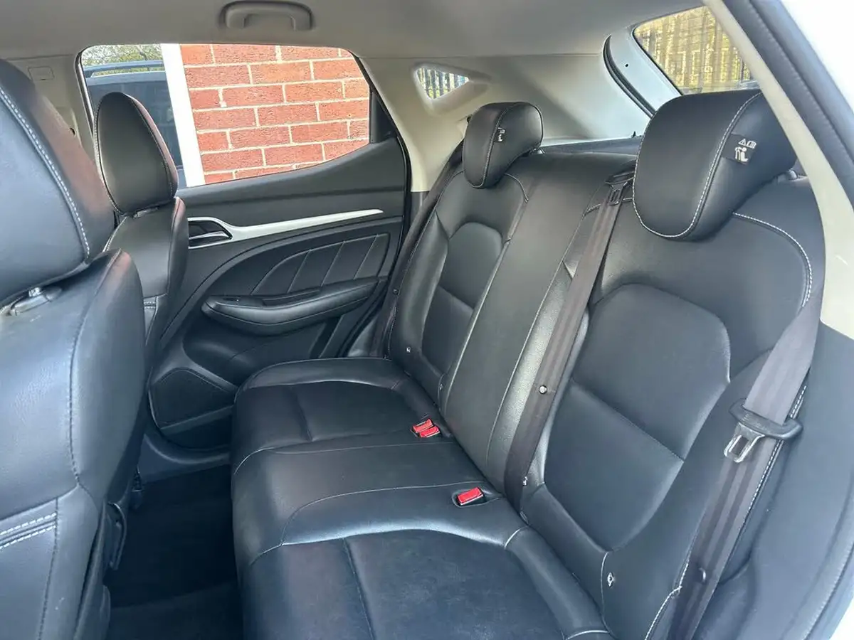 2019-mg-zs-suv-15-vti-tech-exclusive-105bhp-big-25