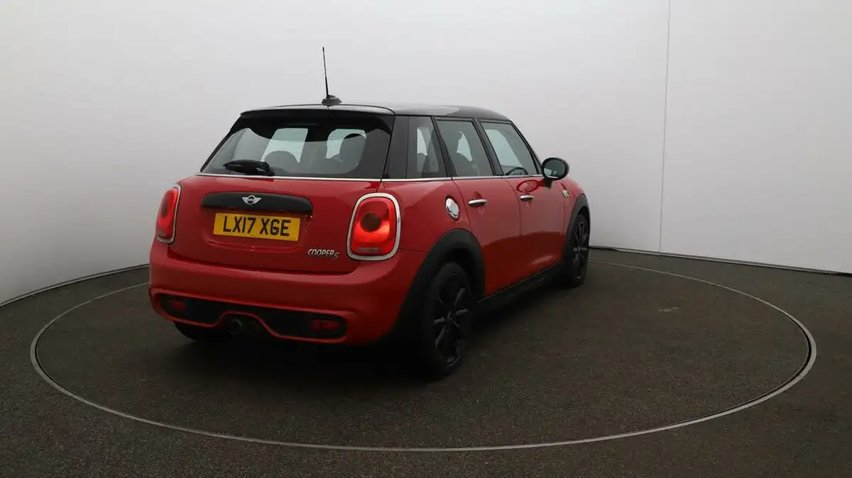 2017-mini-cooper-20-cooper-s-ss-hatchback-5d-big-43