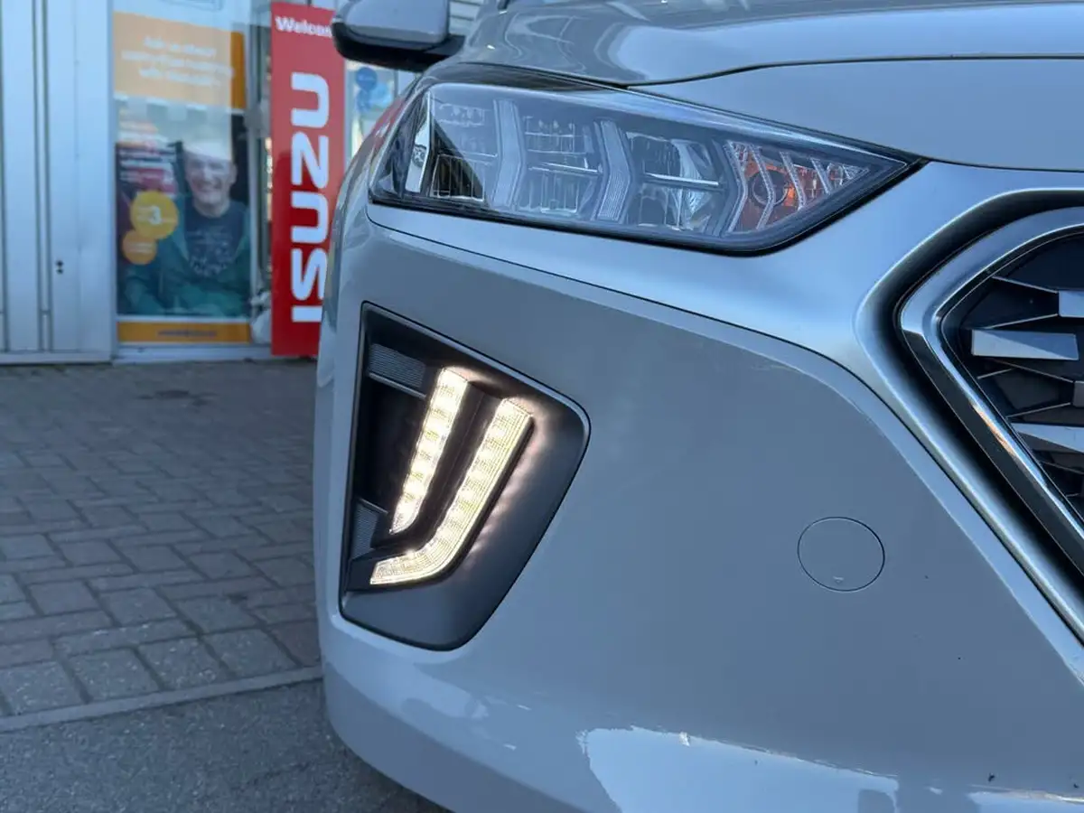 2021-hyundai-ioniq-16-gdi-premium-hybrid-big-22