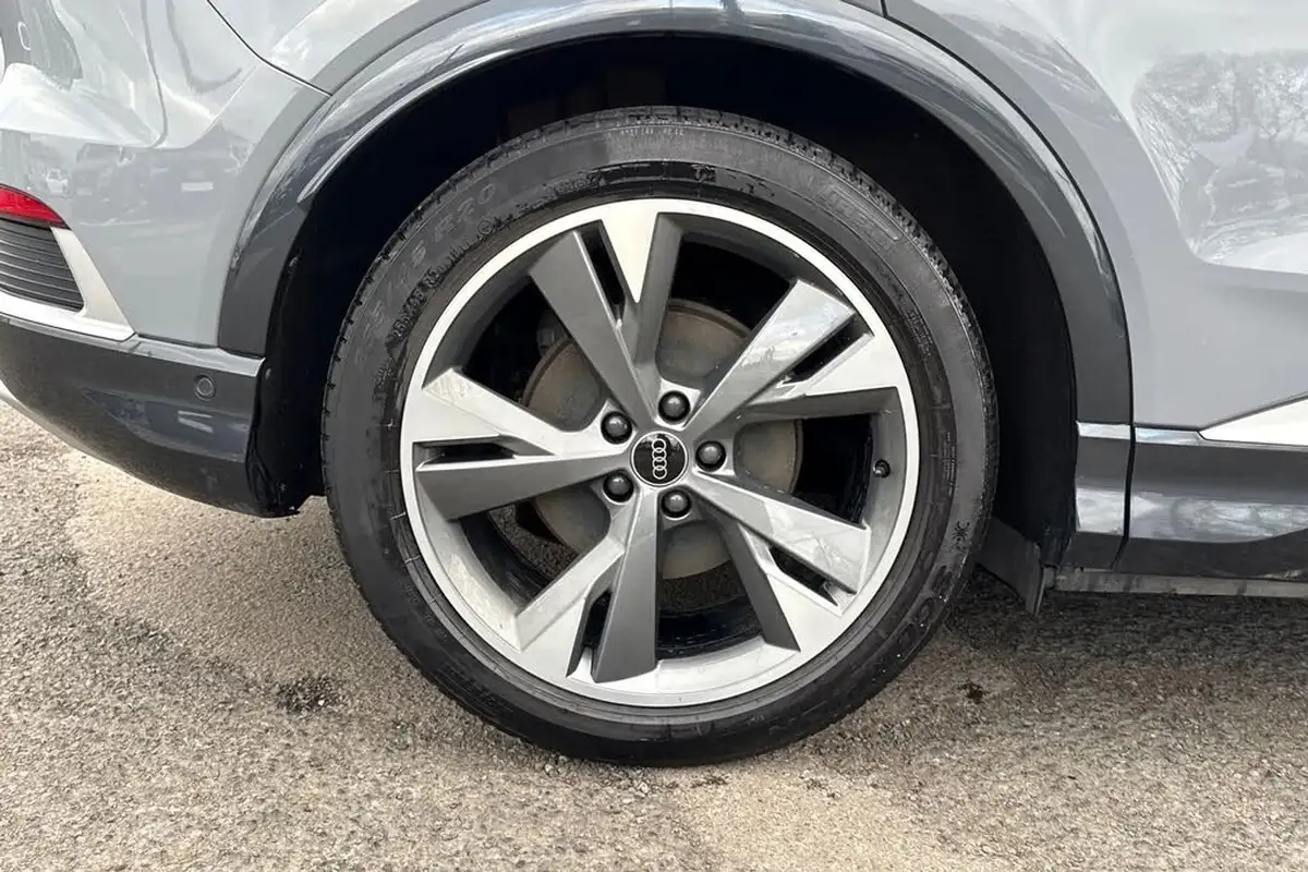 2022-audi-q4-e-tron-50e-s-line-sportback-big-10