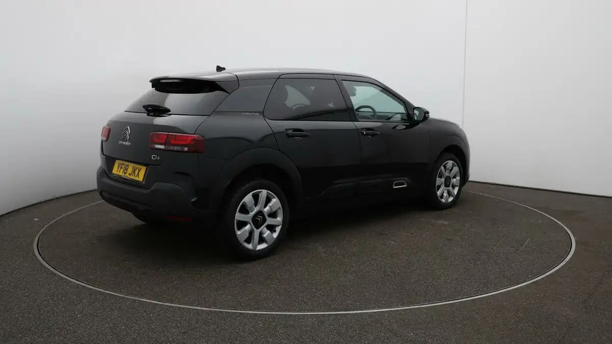 2018-citroen-c4-cactus-12-puretech-flair-110ps-big-47