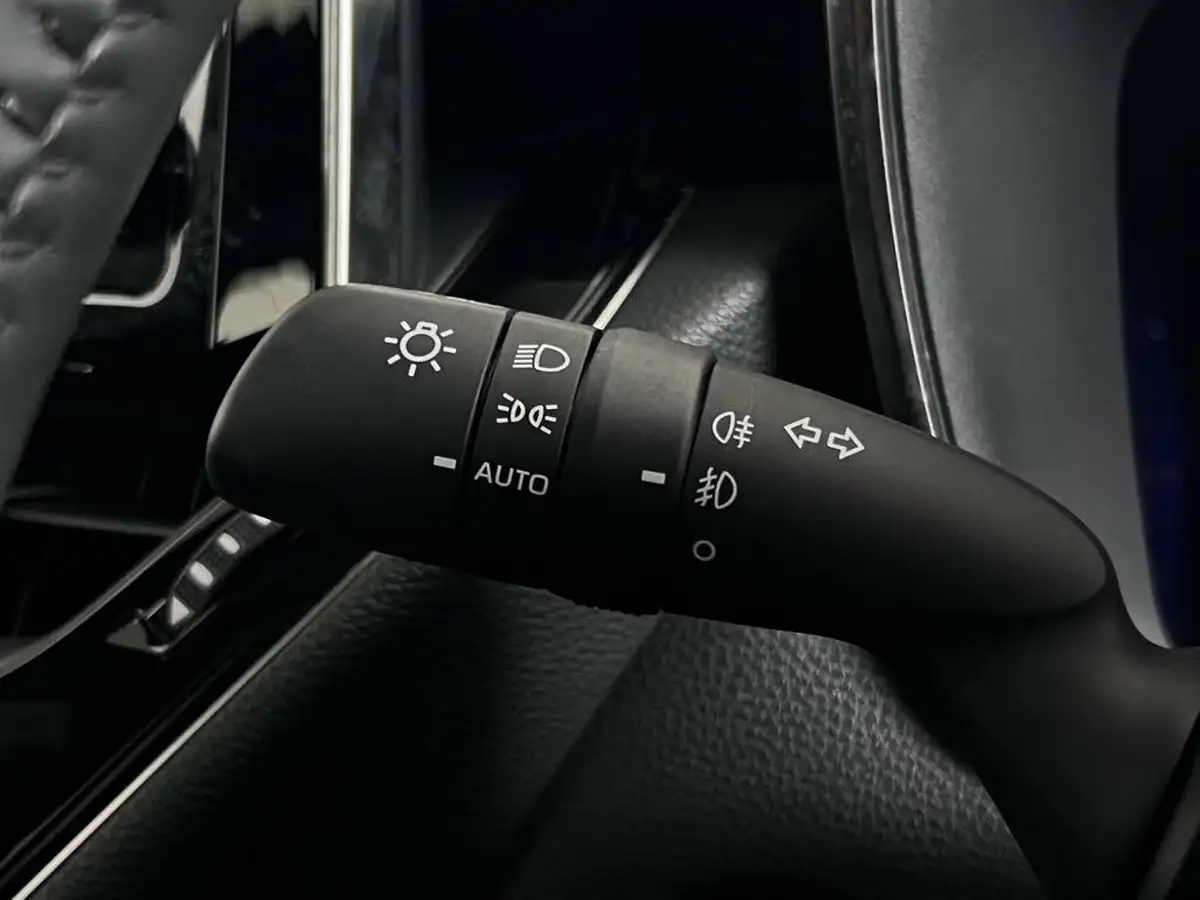 2020-toyota-corolla-18-vvt-i-design-spare-wheel-hatchback-5d-big-21