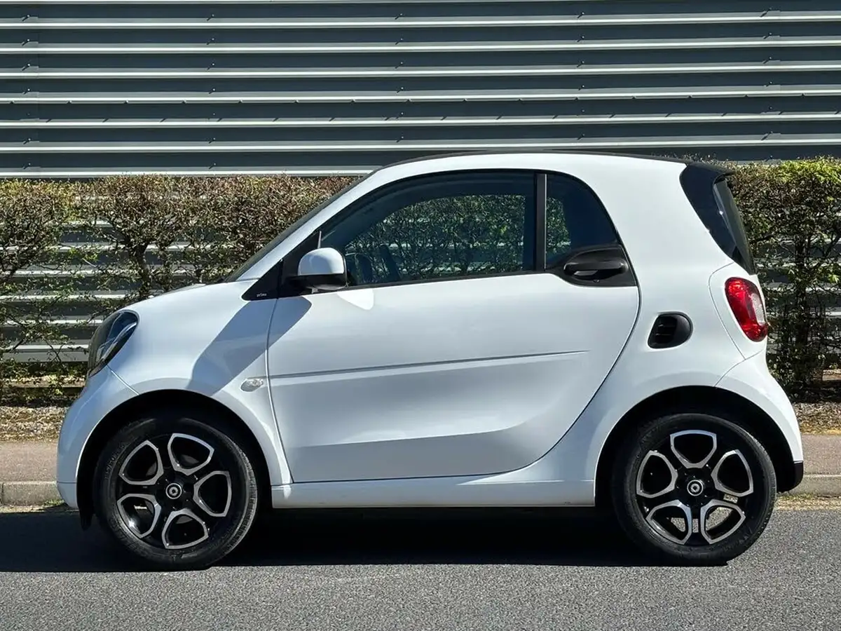 2019-smart-fortwo-10-prime-premium-coupe-twinamic-big-3
