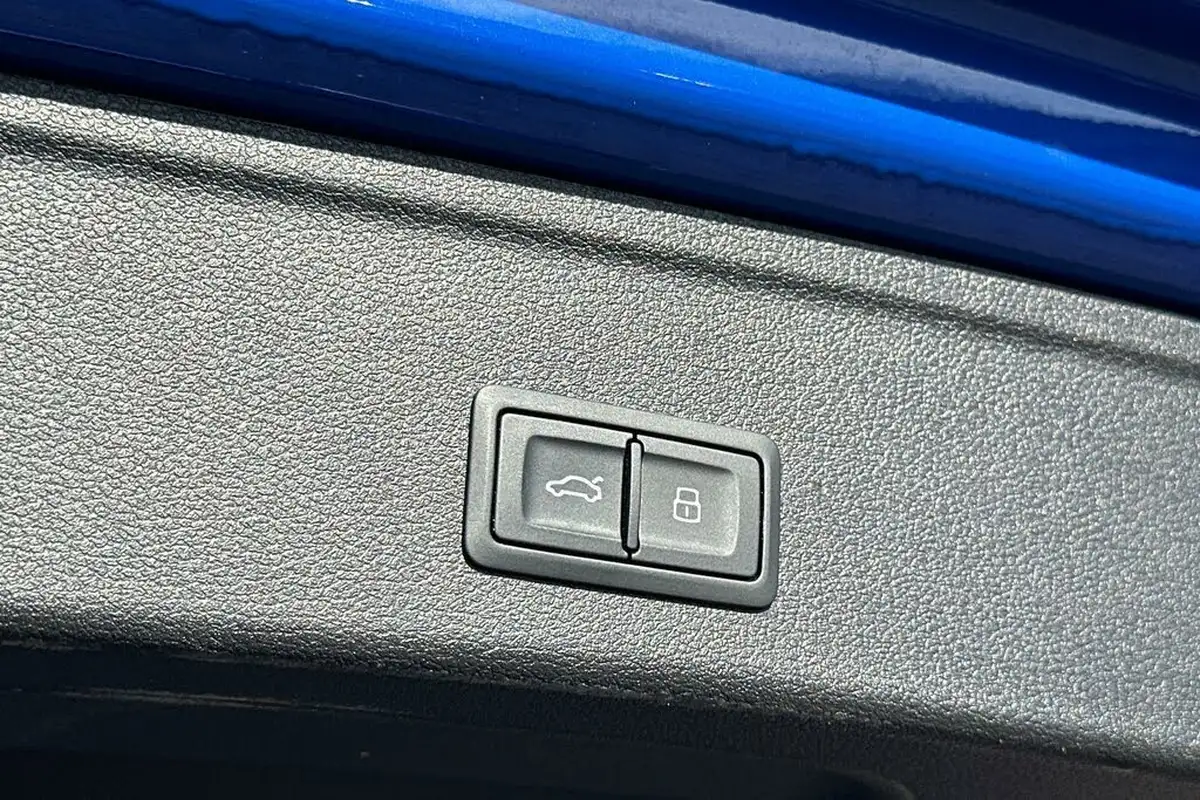 2021-audi-rs4-avant-29-tfsi-nogaro-edition-big-15