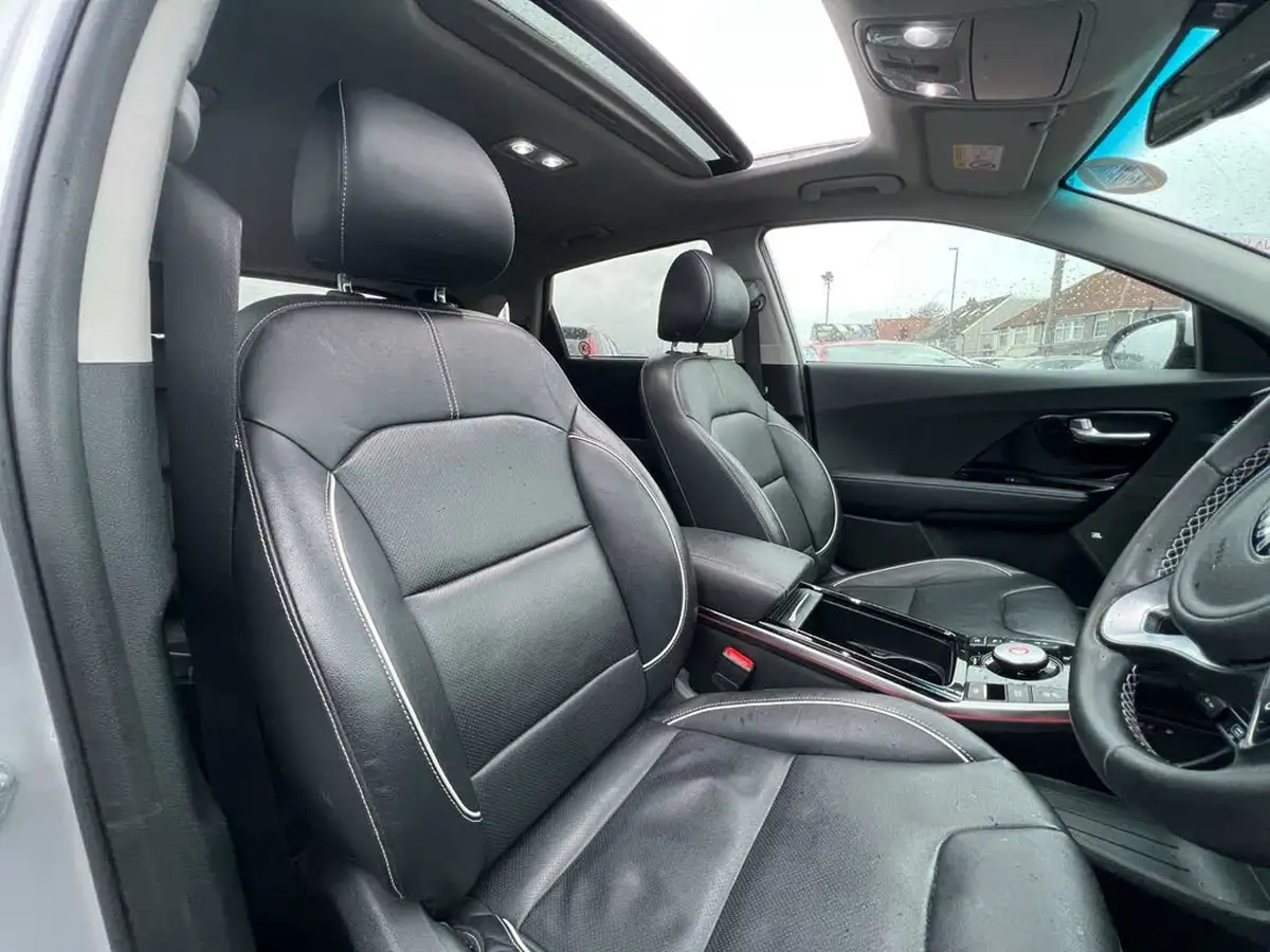 2020-kia-e-niro-ev-4-big-15