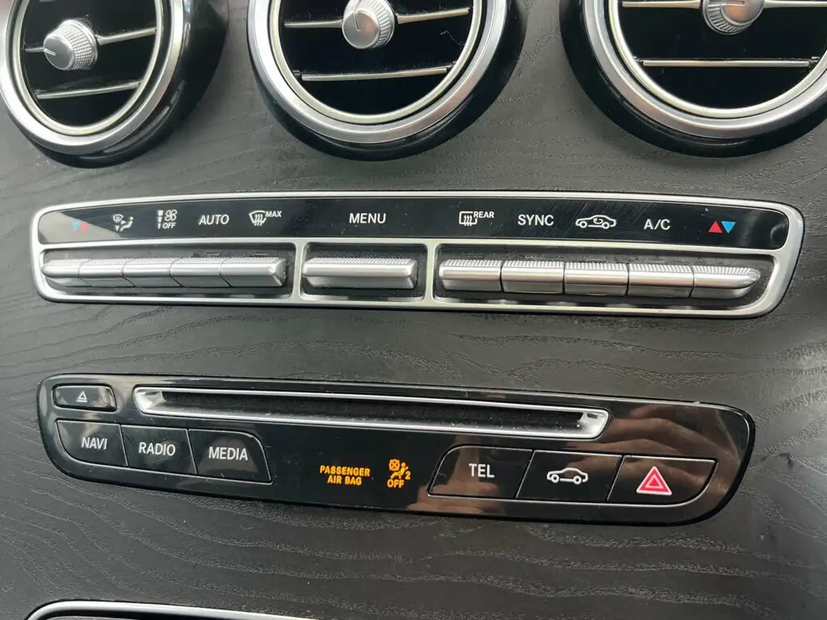 2018-mercedes-benz-glc-class-21d-glc250d-amg-line-premiumss-coupe-4d-big-49