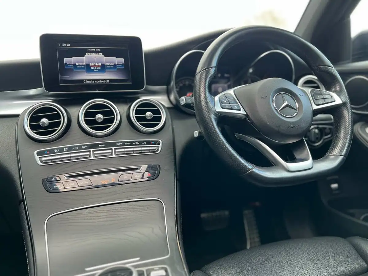 2018-mercedes-benz-glc-class-21d-glc250d-amg-line-premiumss-coupe-4d-big-25