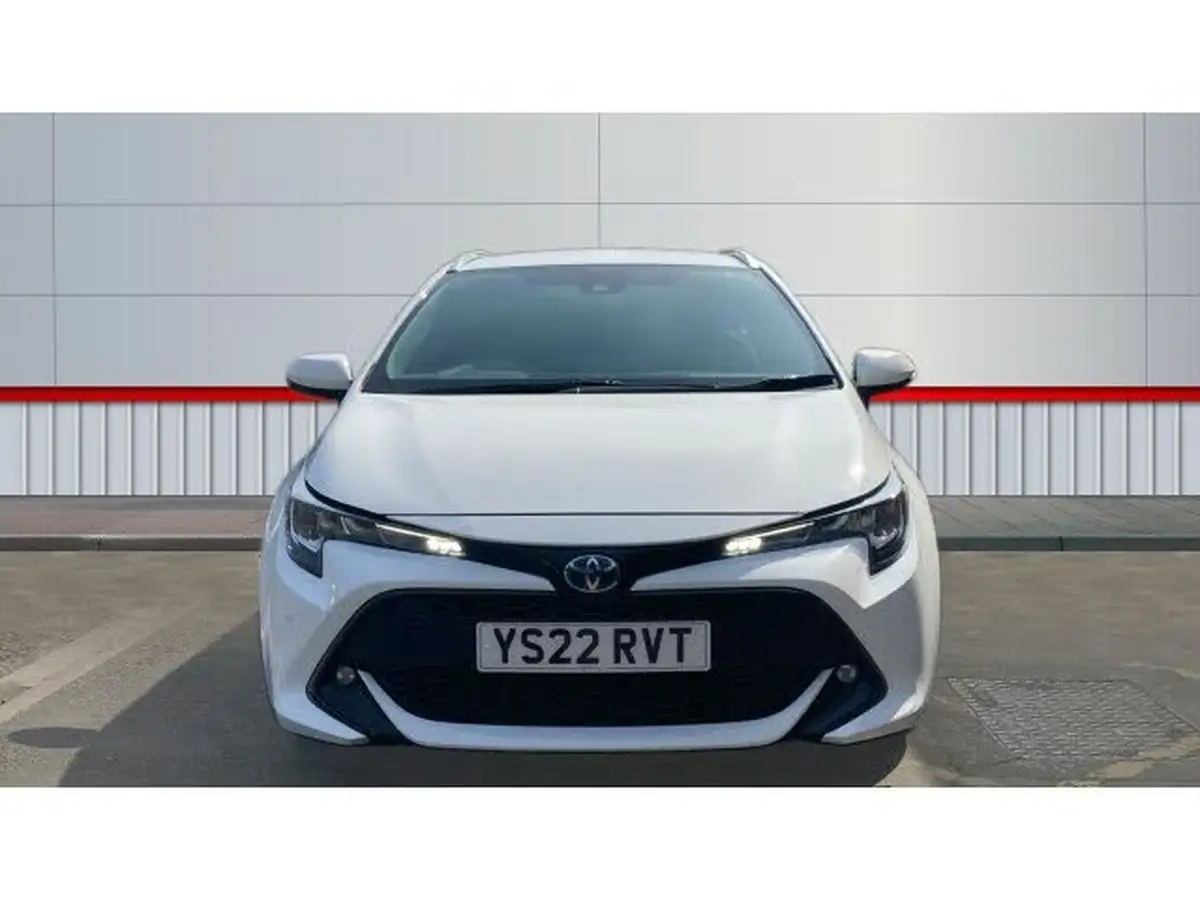 2022-toyota-corolla-18-vvt-i-icon-tech-spare-wheel-touring-sports-5d-big-2