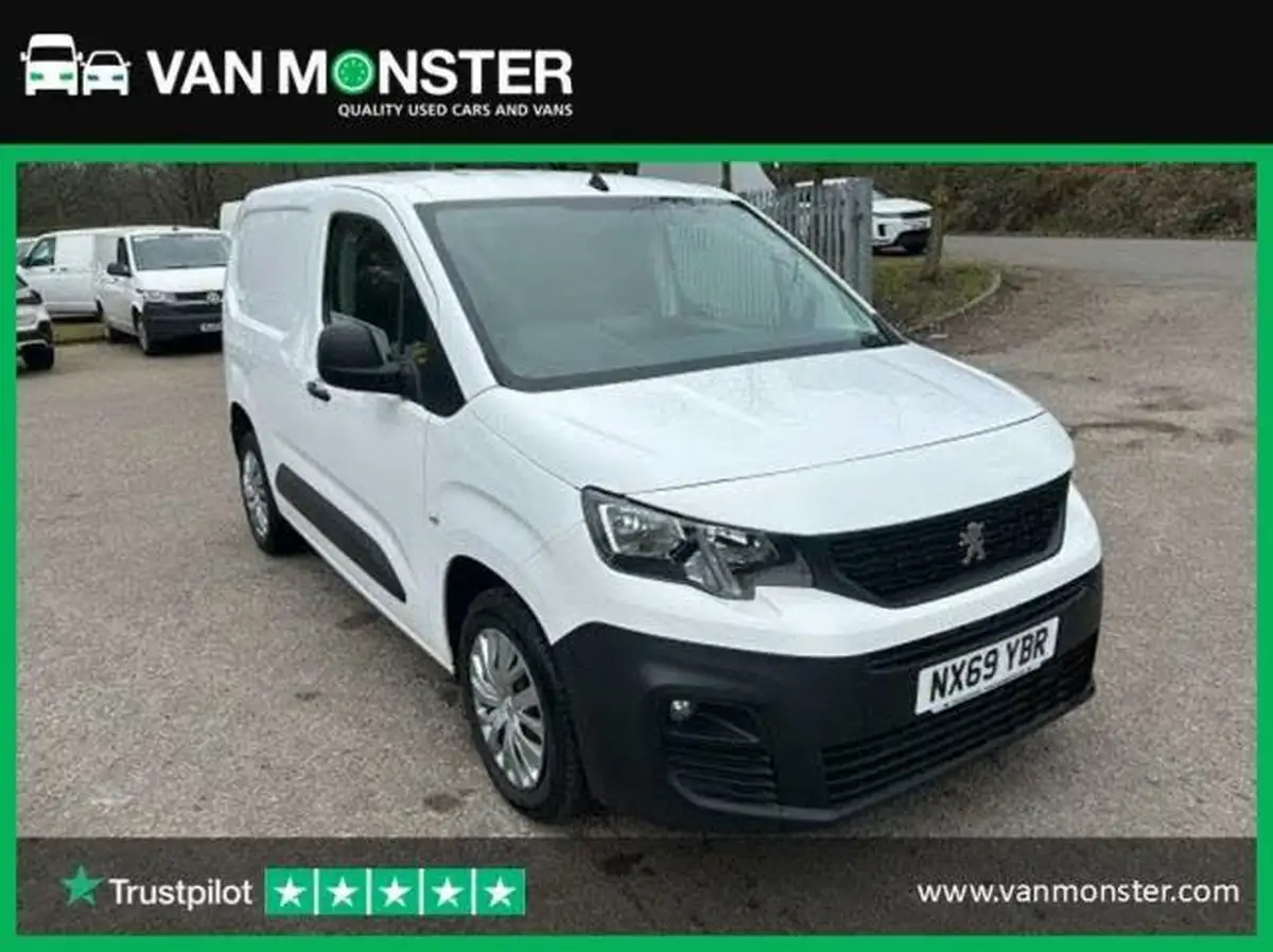 2019-peugeot-partner-15-bluehdi-1000-professional-100ps-eu6dt-panel-big-0