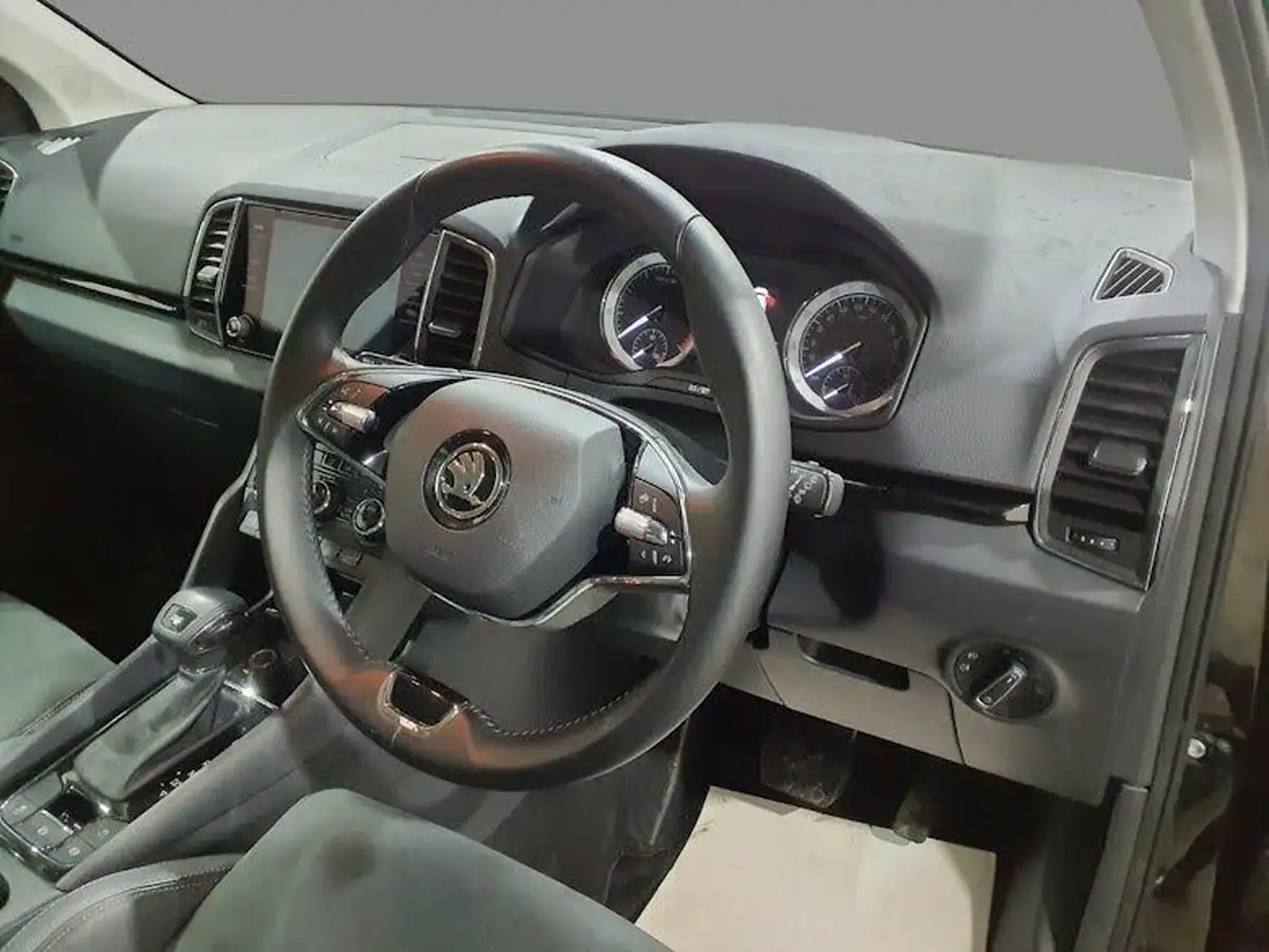 2022-skoda-karoq-15-tsi-se-l-dsg-big-4