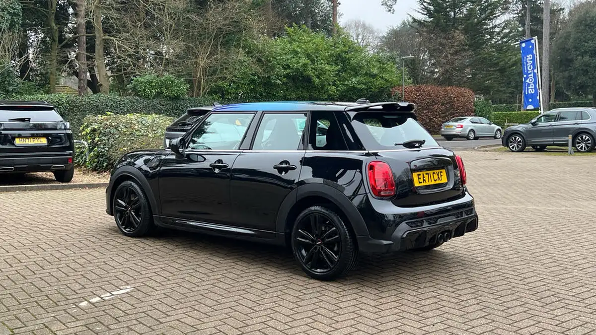 2021-mini-cooper-20-cooper-s-sport-hatchback-5d-auto-big-4