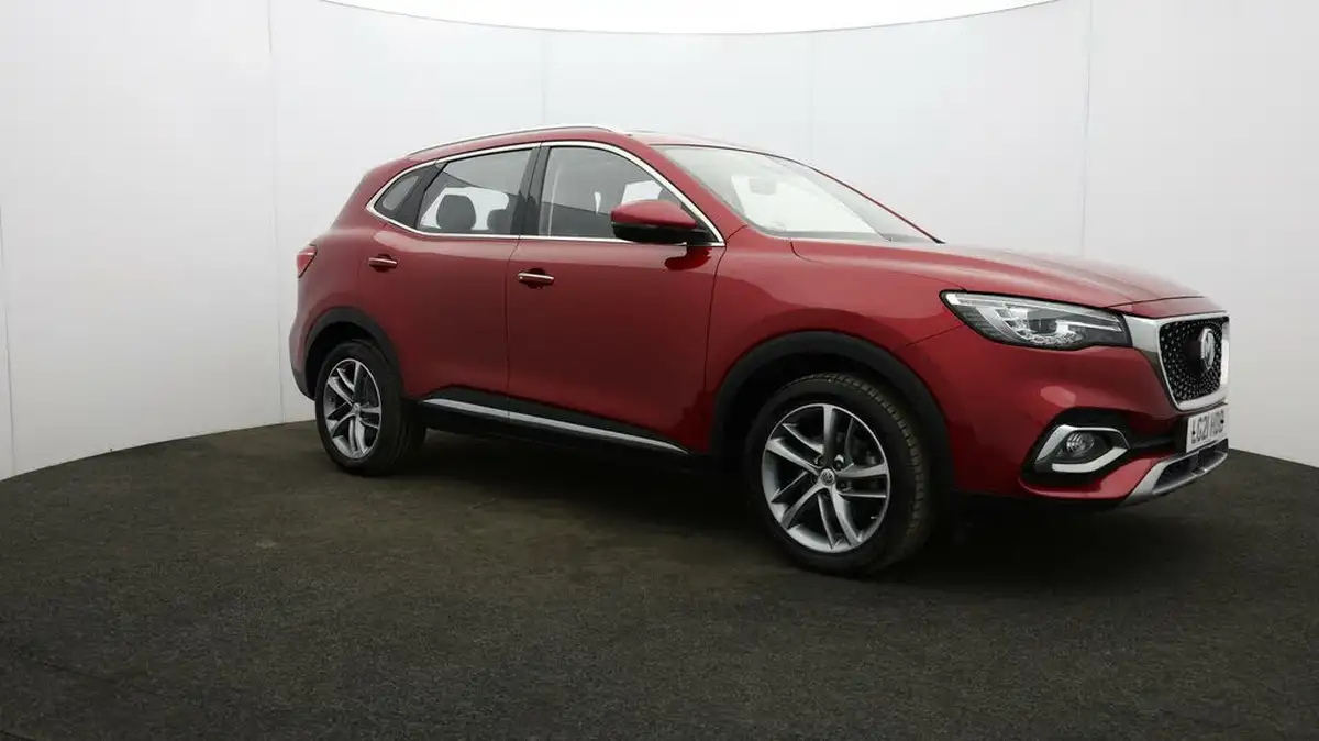 2021-mg-hs-15t-gdi-exclusive-162ps-big-0