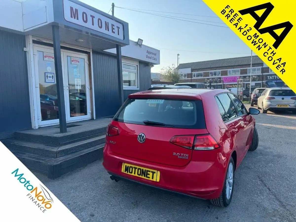 2014-volkswagen-golf-20tdi-se-ss-hatchback-5d-big-21
