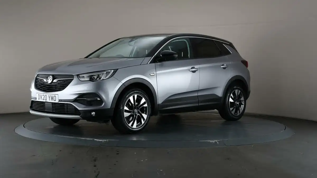 2020-vauxhall-grandland-x-12-sri-nav-auto-big-3