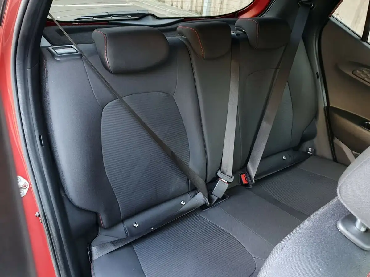 2021-hyundai-i10-10-t-gdi-n-line-big-12