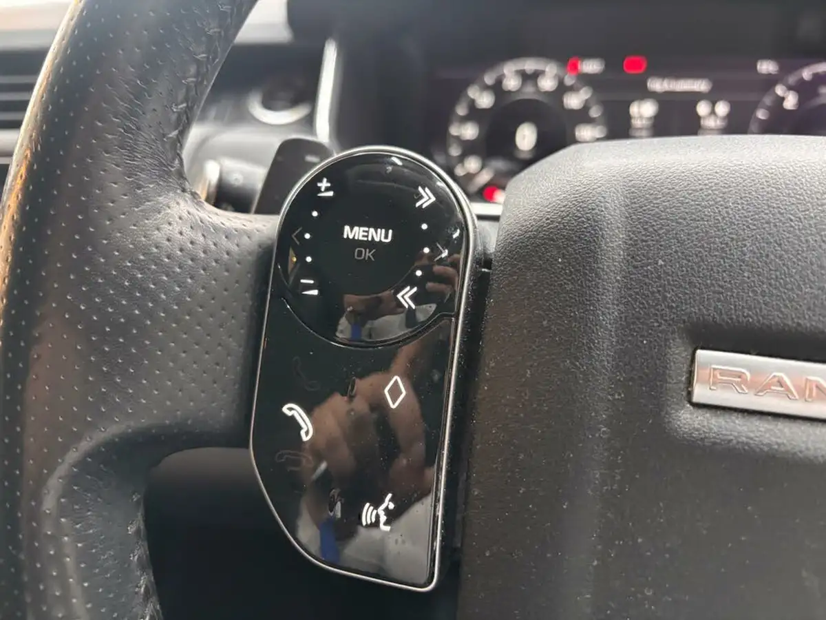2018-land-rover-range-rover-sport-20sd4-hse-big-13