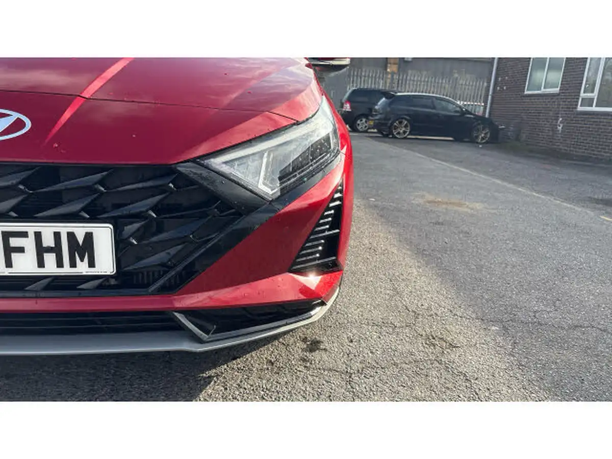 2024-hyundai-i20-10-t-gdi-premium-big-24